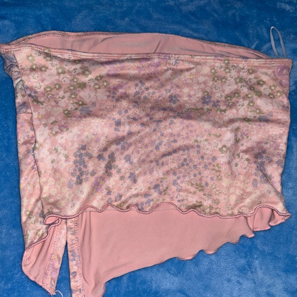 SHEIN Pink Ruffled Top - Picture 2 of 3